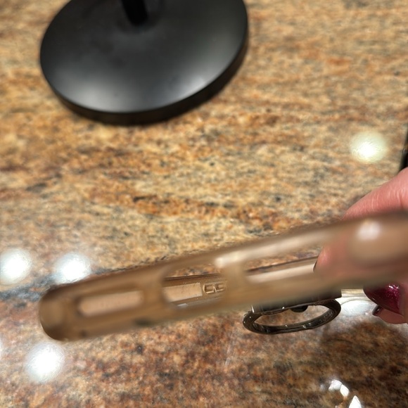 Ted Baker Floral iPhone Case with Bee Ring - Picture 3 of 5